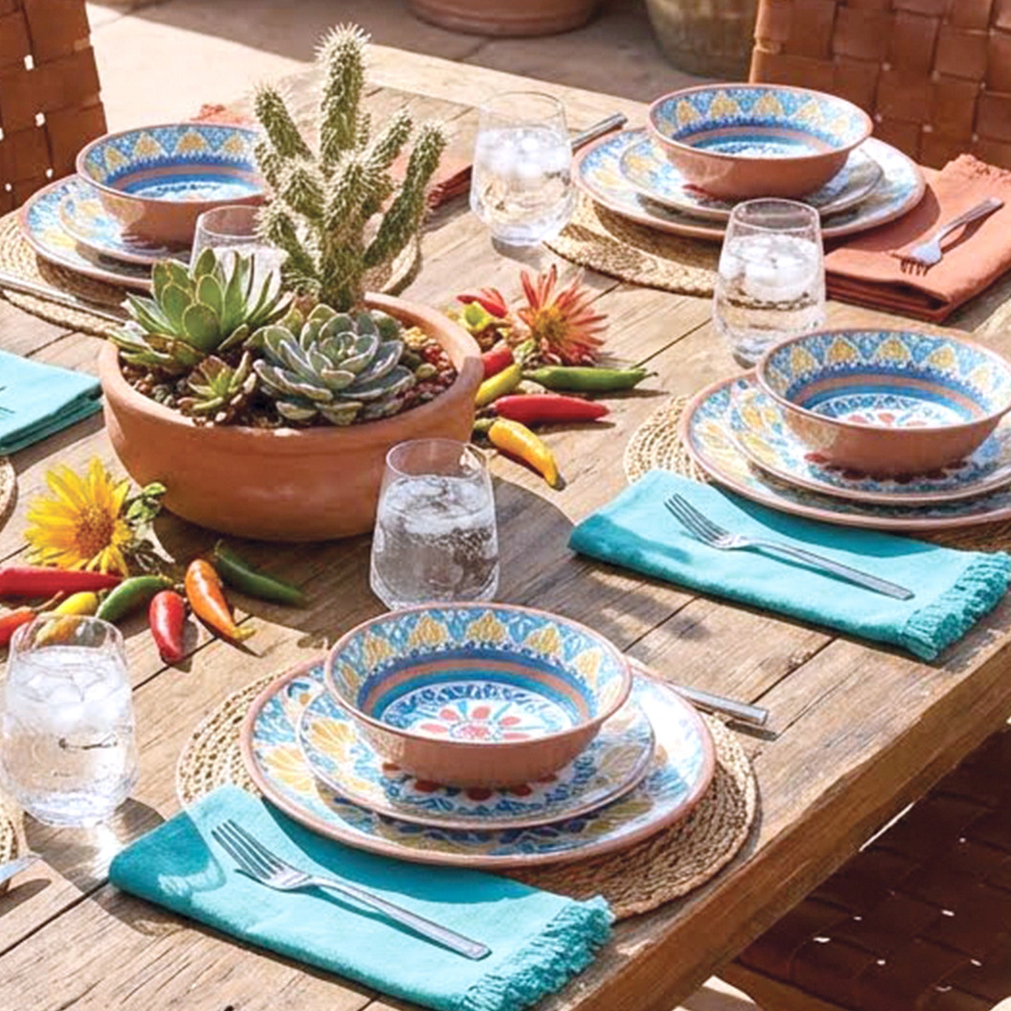 Handcrafted Stoneware Dinnerware Set, 16-Piece | Dishwasher Safe