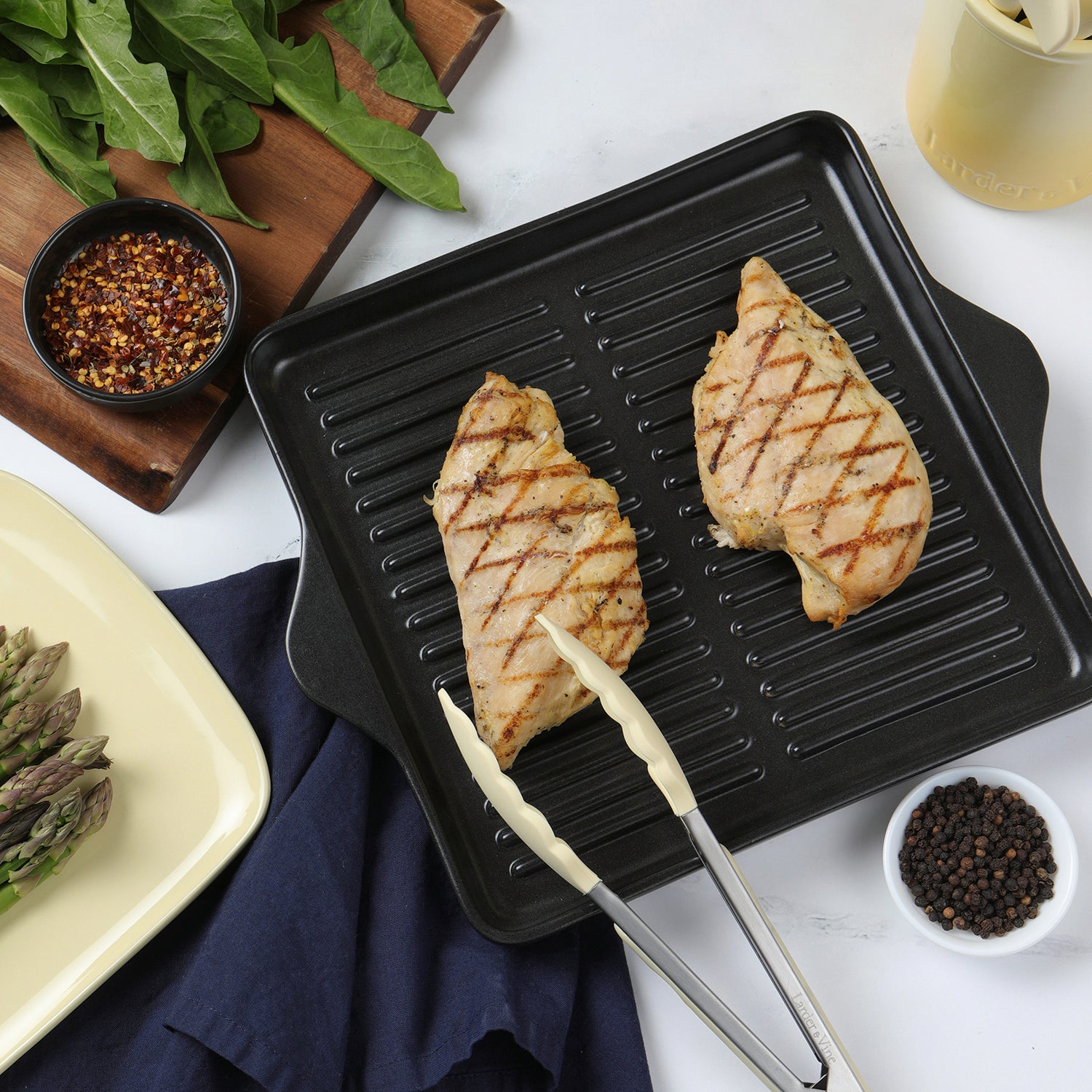 Cinnamon Indoor/Outdoor Ceramic Stoneware Grill Pan